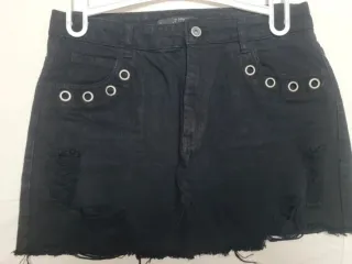 Falda Negra Lefties Talla L 40