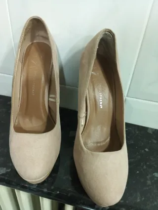 Zapatos de tacón Atmosphere beige