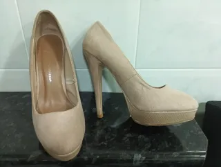 Zapatos de tacón Atmosphere beige