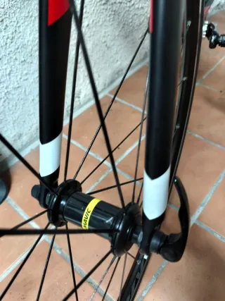 Orbea Avant H30 Bicicleta Carretera