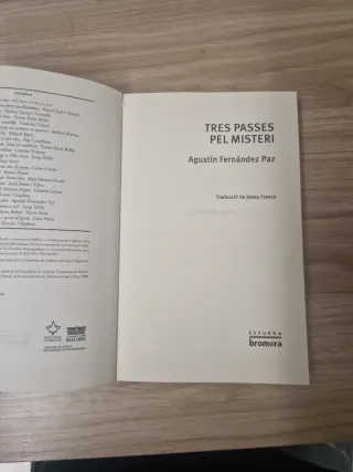 Tres passes pel misteri