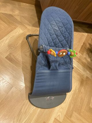 Hamaca BabyBjörn Juguete incluido