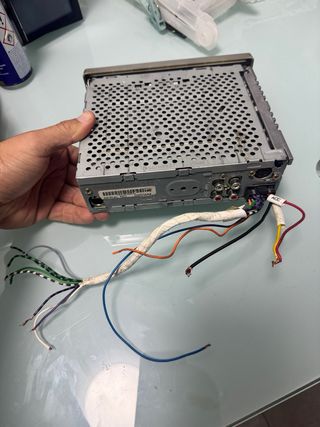 Radio Panasonic FX220N para reparar