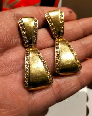 Pendientes antiguos chapados en oro