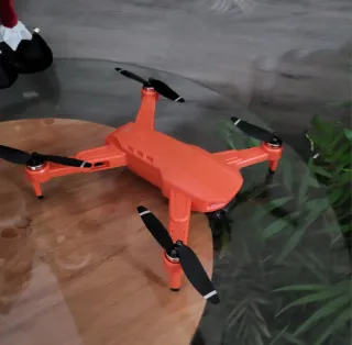 Dron Naranja