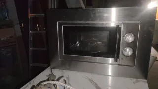 Microondas Grill Acero Inoxidable