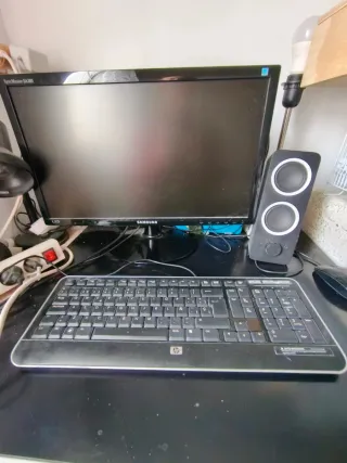 Ordenador de mesa HP Negro/Blanco