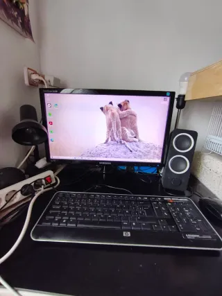 Ordenador de mesa HP Negro/Blanco