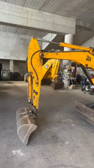 Mini excavadora JCB 0803 Plus