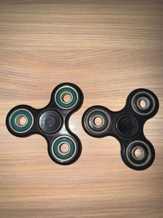 2 x Fidget Spinners Negros
