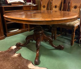 Mesa Oval de Comedor Madera