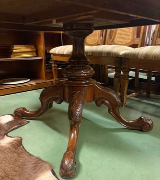 Mesa Oval de Comedor Madera