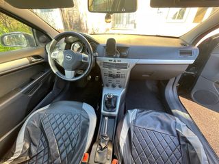 Opel Astra 2009 1.7 CDTi