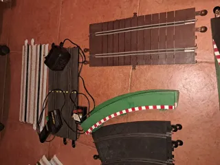 Lote piezas Scalextric todo lo de las fotos