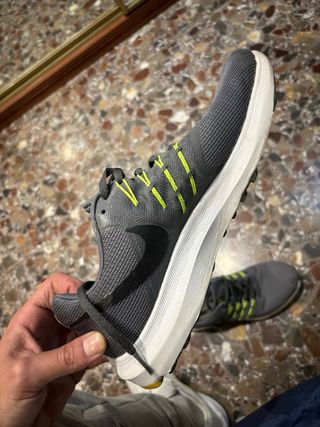 Deportivos Nike Talla 42