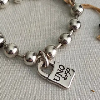 Pulsera Uno de 50 eslabones y candado