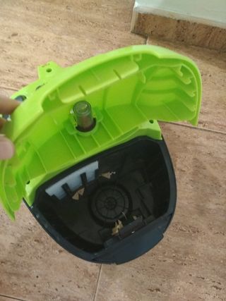 Aspiradora Ufesa Froggie AS2200