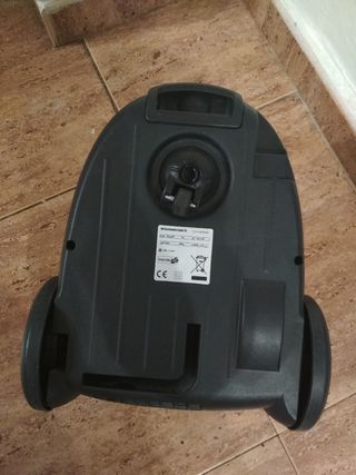 Aspiradora Ufesa Froggie AS2200