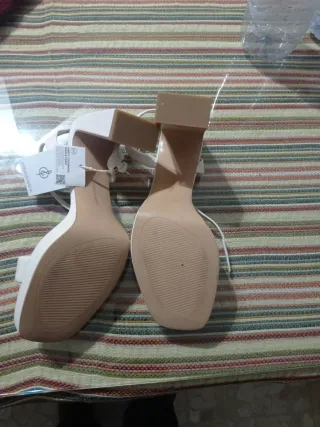 Sandalias Zara Talla 39 Blancas