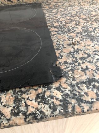 Cocina de melamina con encimera de piedra