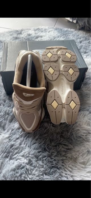 Scarpe New Balance 9060 Beige/Marrone