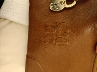 Bolso CH Marrón con Charm Candado