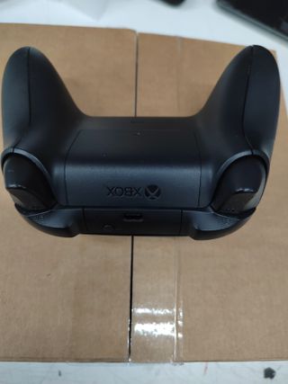 Mando Xbox y PC Carbon Black