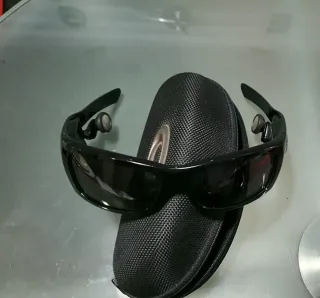 Oakley Thump 2.0 Gafas de Sol con MP3