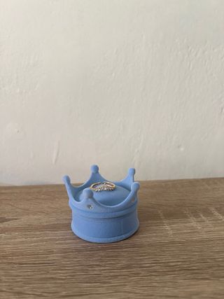 Anillo Princesa con Caja de Corona.