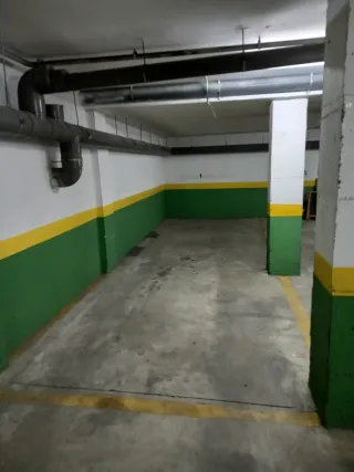 Alquilo plaza de garaje muy grande junto a Renfe