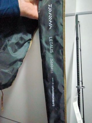 Dos cañas spinning nuevas,legalis y Procaster