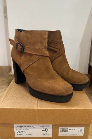 Botines ANDREAS tacón y plataforma ante camel