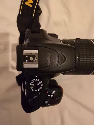 Nikon D3500 + Objetivo Nikkor 18-55mm