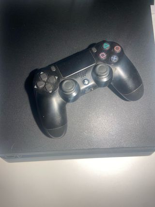 PS4 (PlayStation 4) Negra + Juegos