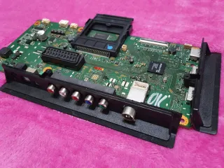 Main! TV. / SONY. Modelo: 32R403B