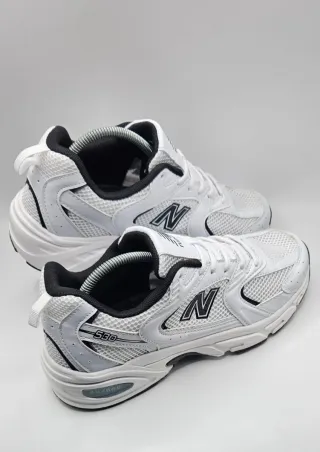 New Balance Bambas Running Blancas y Negras
