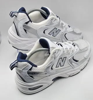 New Balance Bambas Running Blancas y Negras