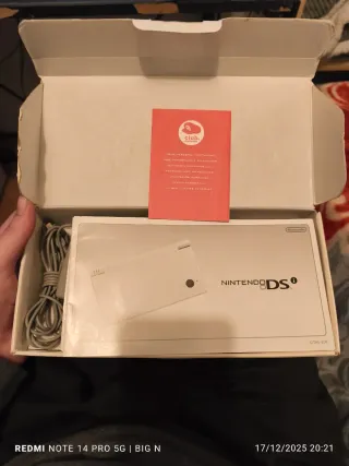 Nintendo DSi Blanca en Caja