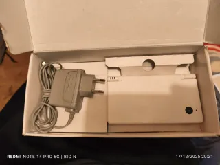 Nintendo DSi Blanca en Caja