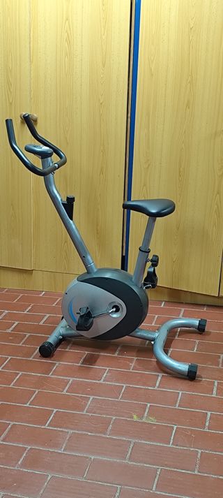 2 Bicicletas: Elíptica y Estática