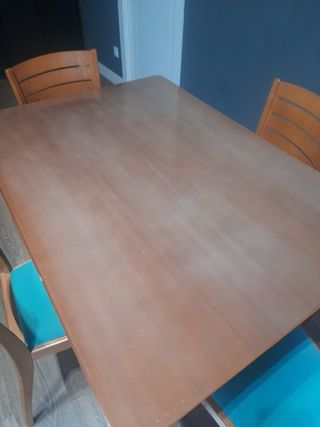 Mesa extensible madera + 4 sillas