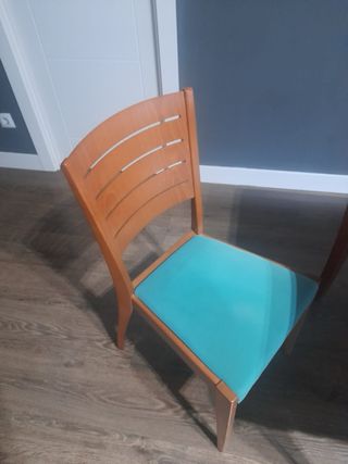 Mesa extensible madera + 4 sillas