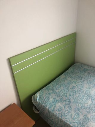 Mesita de noche y cabecero