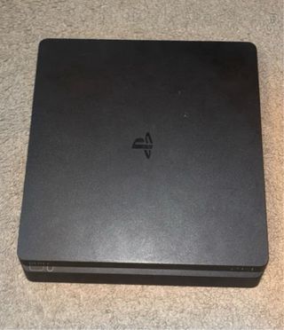 Consola PS4 + 5 Juegos