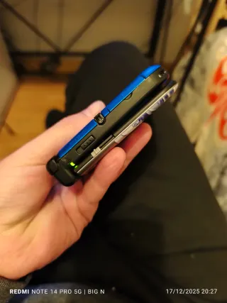 Nintendo 3DS XL con caricatore e stilo