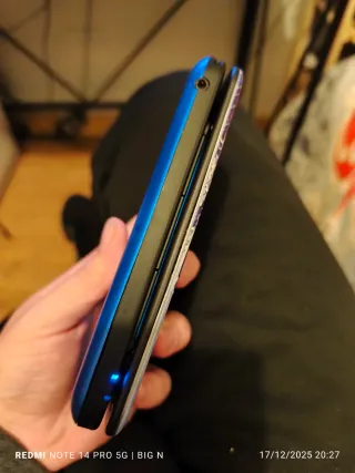 Nintendo 3DS XL con caricatore e stilo