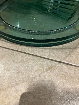 Tavolino rotondo in vetro girevole