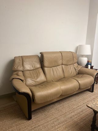 Sofá de piel vintage Stressless
