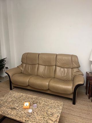 Sofá de piel vintage Stressless