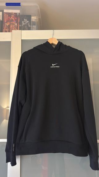 Vendo sudadera Nike Pro Dri-Fit Talla: M